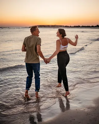 Jessi and Markus by the sea.