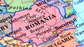 This map shows the way to travel through Romania