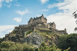 A recording of the Edinburgh Castle.