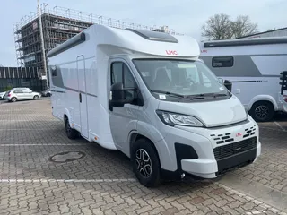 LMC Tracer 730 EL Fiat Roadfans Edition vorne links