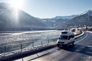 In the camper via New Year's Eve - Wintercamping in Bavaria right next to the mountains.